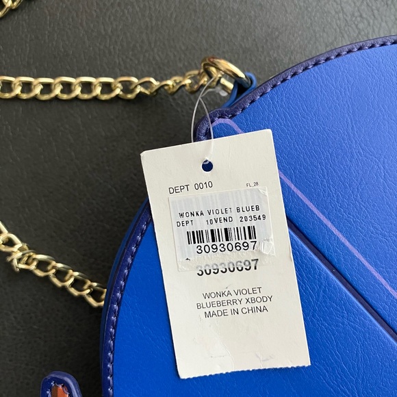NEW Willy Wonka Violet Blueberry Round Purse With Gold Chainlink Skinny Strap - Picture 7 of 7